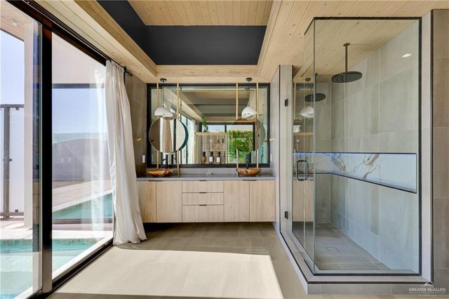 2620 W Chesterfield Avenue, Edinburg, TX 78539