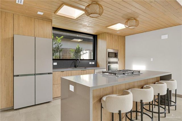 2620 W Chesterfield Avenue, Edinburg, TX 78539