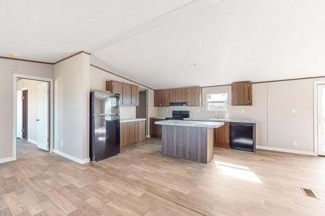 2 San Pedro Circle, Moriarty, NM 87035