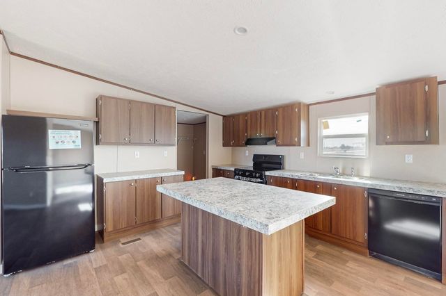 2 San Pedro Circle, Moriarty, NM 87035