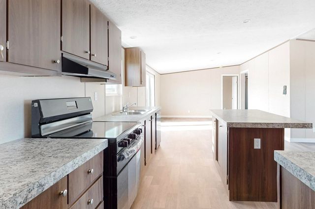 2 San Pedro Circle, Moriarty, NM 87035