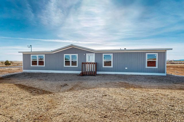 2 San Pedro Circle, Moriarty, NM 87035