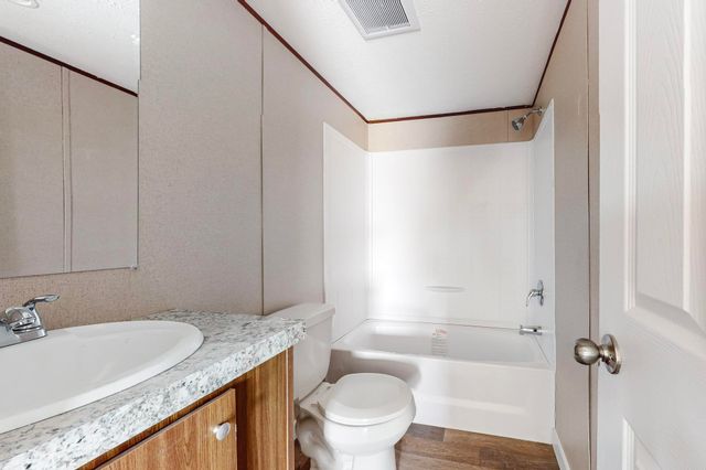 2 San Pedro Circle, Moriarty, NM 87035