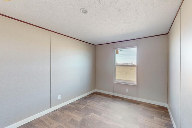 2 San Pedro Circle, Moriarty, NM 87035