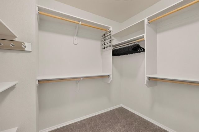 1400 Tierra Verde Loop NW, Los Lunas, NM 87031
