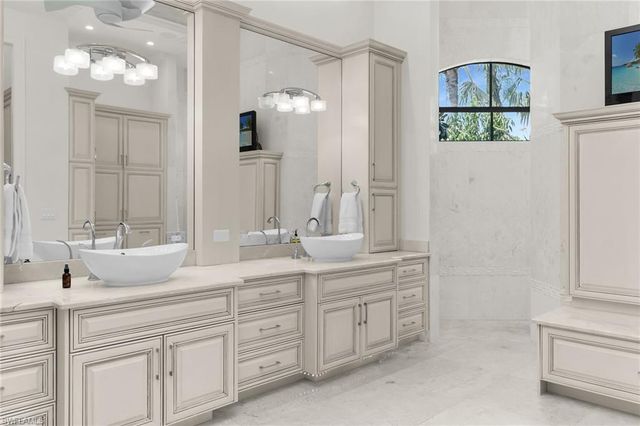 535 Alameda CT, Marco Island, FL 34145