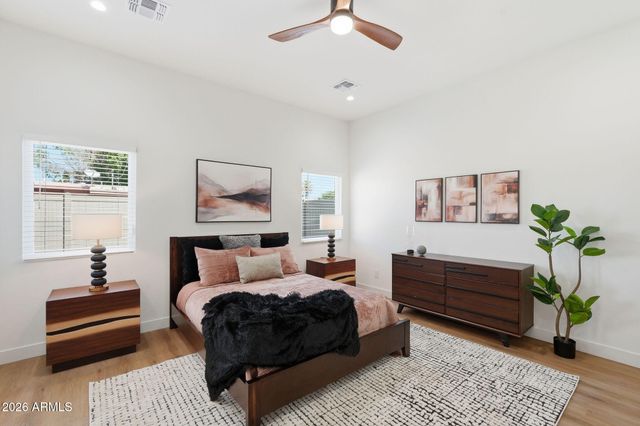 1826 E Whitton Avenue, Phoenix, AZ 85016