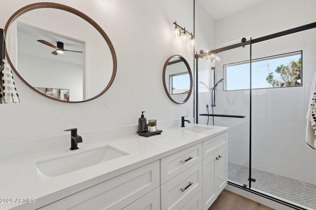 1826 E Whitton Avenue, Phoenix, AZ 85016