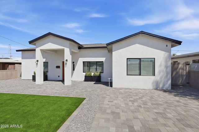 1826 E Whitton Avenue, Phoenix, AZ 85016