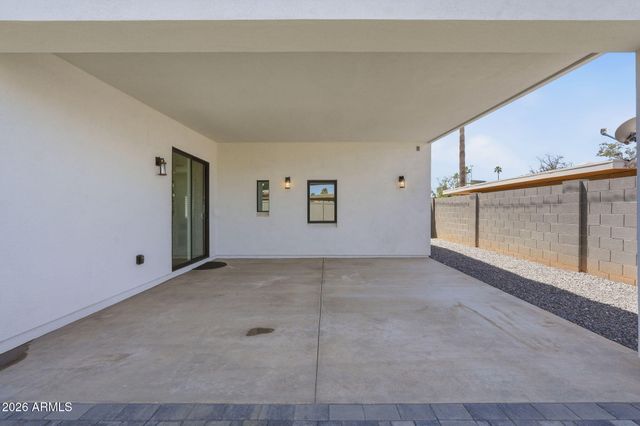 1826 E Whitton Avenue, Phoenix, AZ 85016