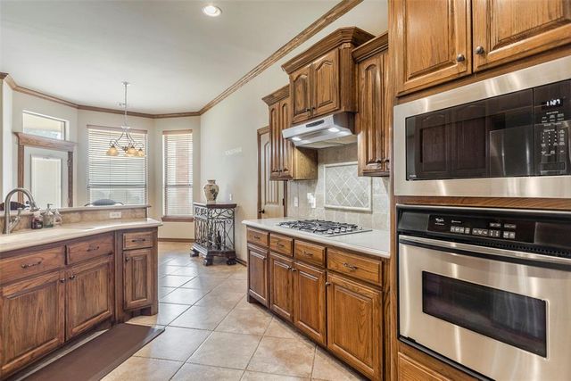 1906 Lighthouse Lane, Tuttle, OK 73089