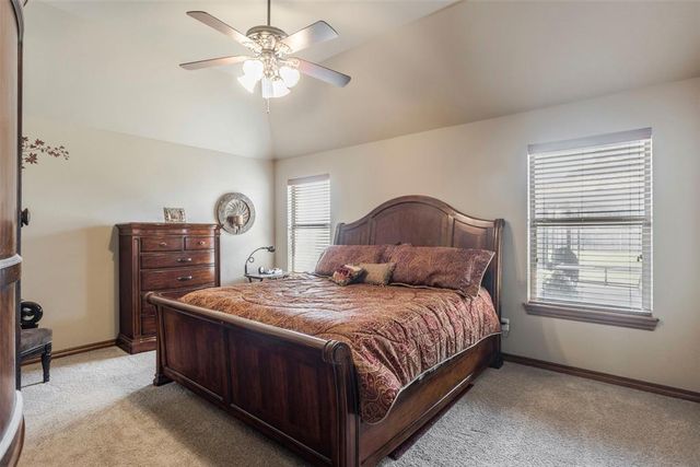 1906 Lighthouse Lane, Tuttle, OK 73089