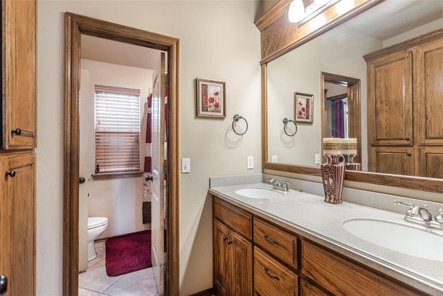 1906 Lighthouse Lane, Tuttle, OK 73089