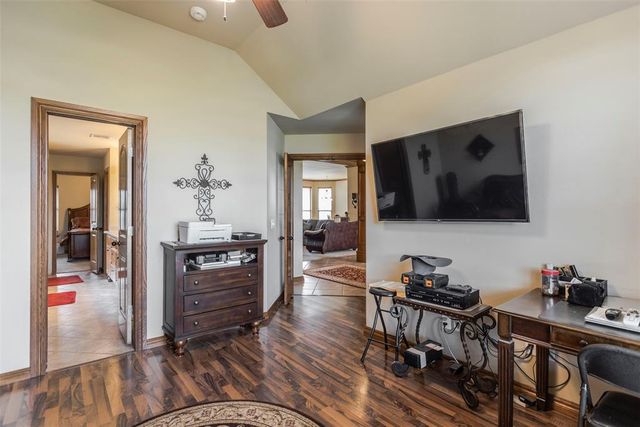 1906 Lighthouse Lane, Tuttle, OK 73089
