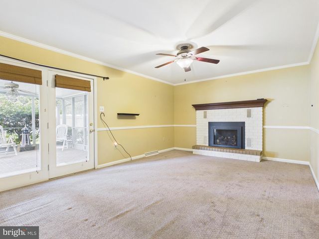 359 KIRKHAM DR, York, PA 17402