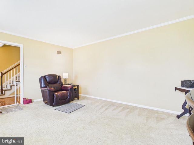 359 KIRKHAM DR, York, PA 17402