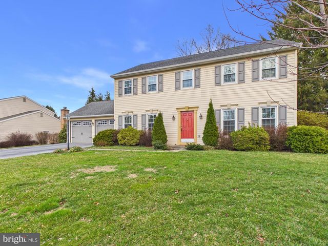 359 KIRKHAM DR, York, PA 17402