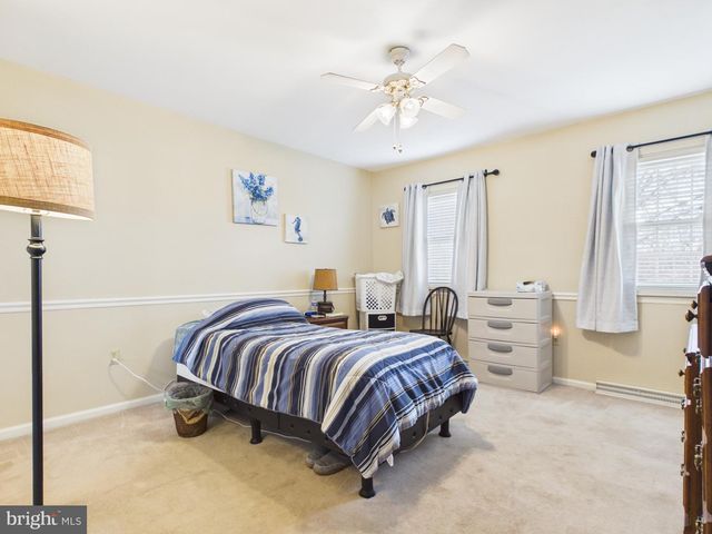 359 KIRKHAM DR, York, PA 17402