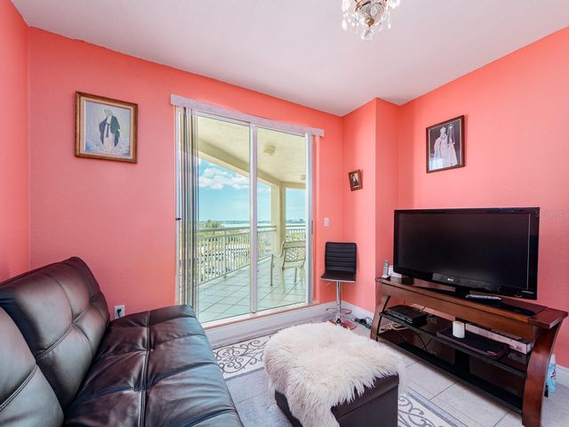 1180 GULF BOULEVARD 906, Clearwater Beach, FL 33767