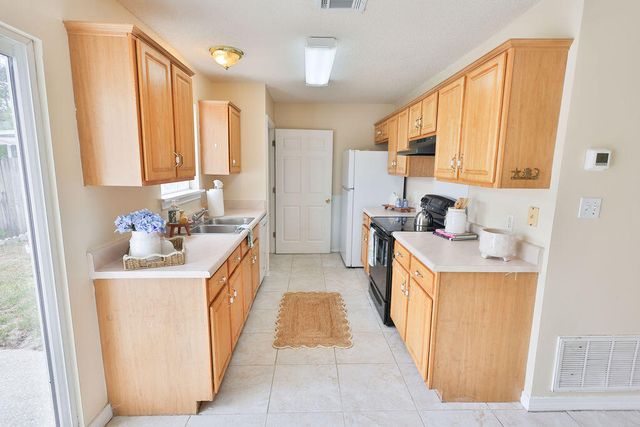 1813 Brick Circle, Fort Walton Beach, FL 32547