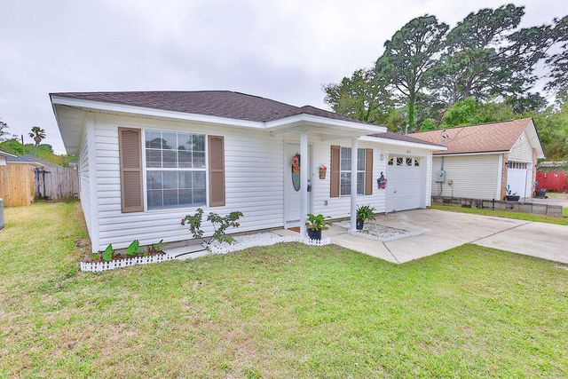 1813 Brick Circle, Fort Walton Beach, FL 32547