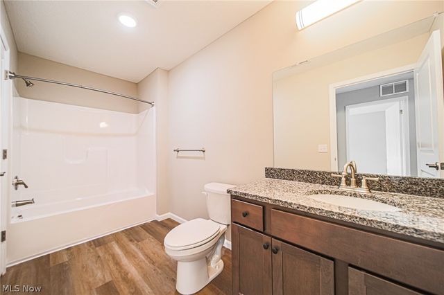 1895 Candell Avenue SW, Massillon, OH 44646