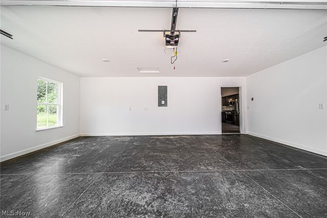 1895 Candell Avenue SW, Massillon, OH 44646