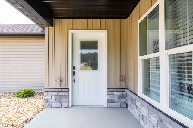 1895 Candell Avenue SW, Massillon, OH 44646