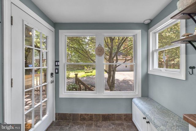432 S ROLLING RD, Catonsville, MD 21228