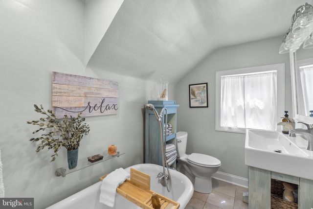 432 S ROLLING RD, Catonsville, MD 21228