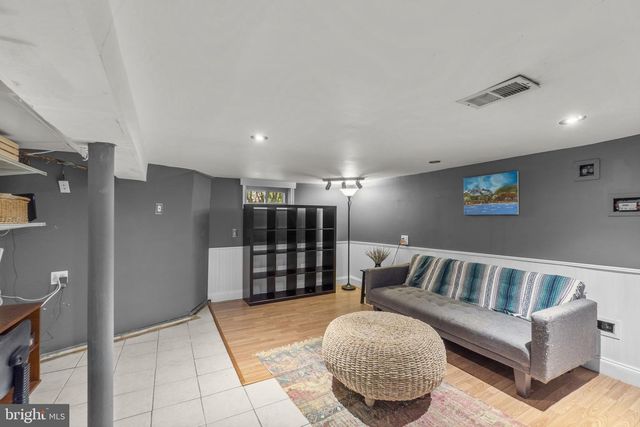 432 S ROLLING RD, Catonsville, MD 21228