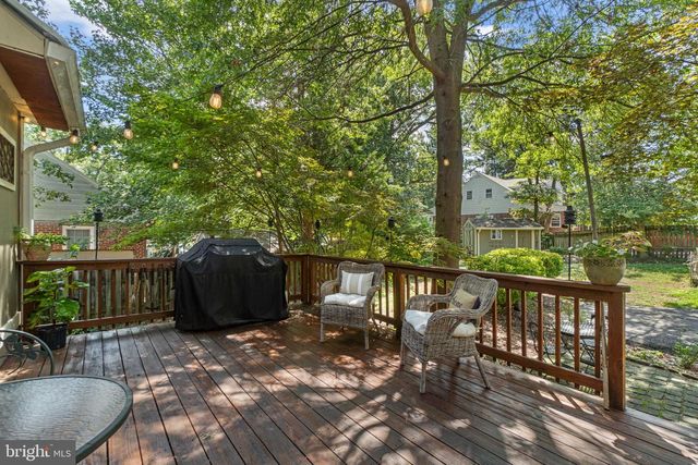 432 S ROLLING RD, Catonsville, MD 21228