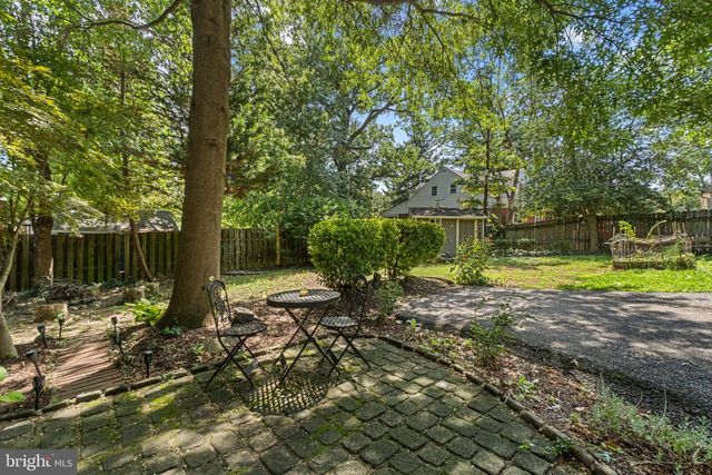 432 S ROLLING RD, Catonsville, MD 21228