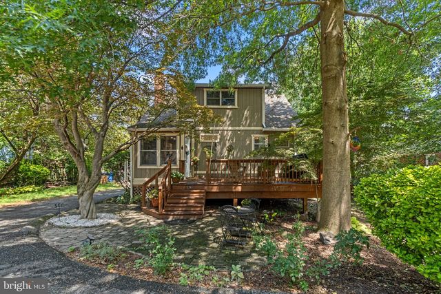 432 S ROLLING RD, Catonsville, MD 21228