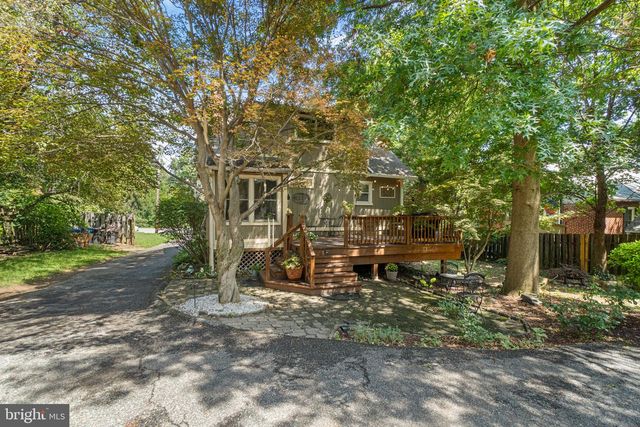 432 S ROLLING RD, Catonsville, MD 21228