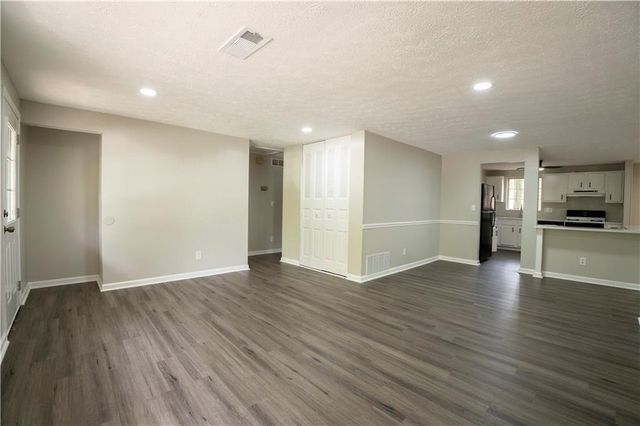 1995 Northerly Way, Stone Mountain, GA 30088