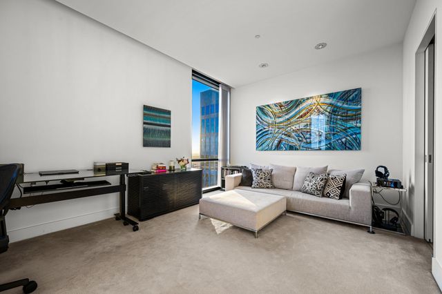 2200 Victory Avenue 1505, Dallas, TX 75219