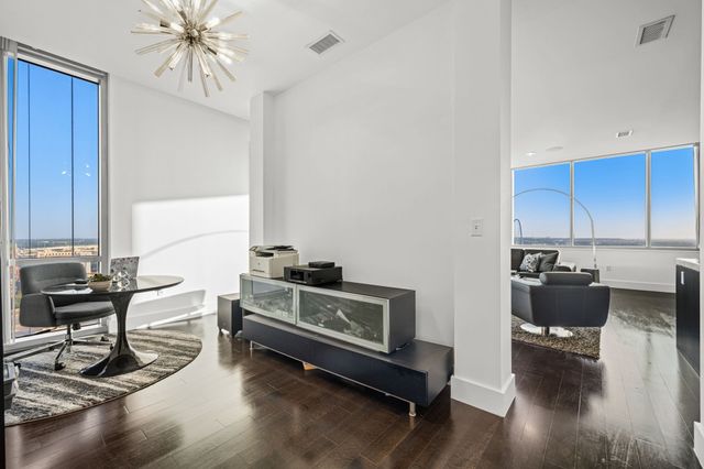 2200 Victory Avenue 1505, Dallas, TX 75219
