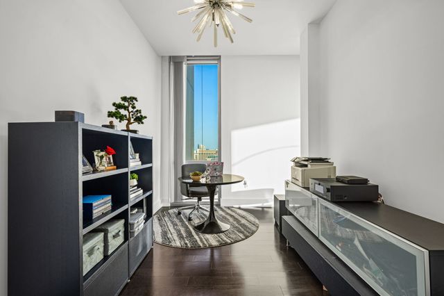 2200 Victory Avenue 1505, Dallas, TX 75219