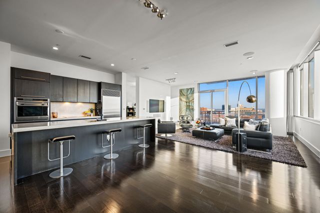 2200 Victory Avenue 1505, Dallas, TX 75219