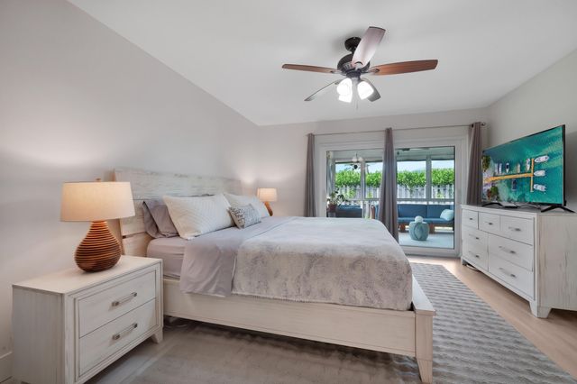 129 Stillwater Circle, Jupiter, FL 33458