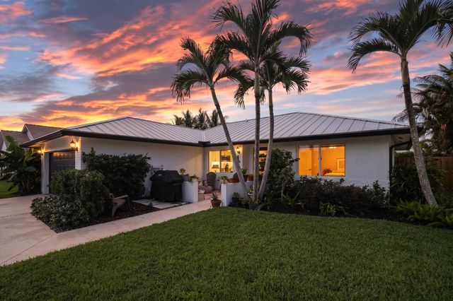 129 Stillwater Circle, Jupiter, FL 33458
