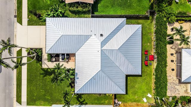129 Stillwater Circle, Jupiter, FL 33458