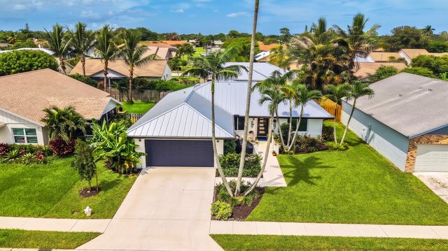 129 Stillwater Circle, Jupiter, FL 33458