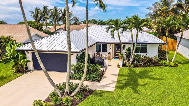 129 Stillwater Circle, Jupiter, FL 33458