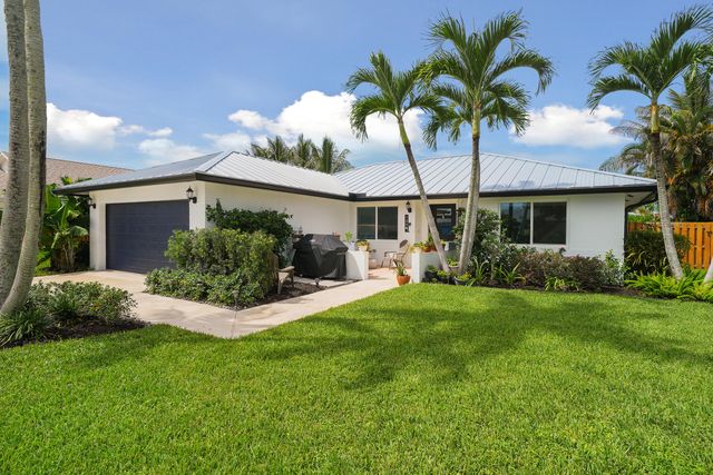 129 Stillwater Circle, Jupiter, FL 33458