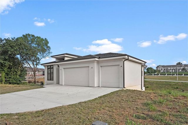 2611 NW 84th Terrace, Kansas City, MO 64154