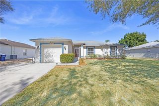 15621 Sunny Crest LN, Fort Myers, FL 33905