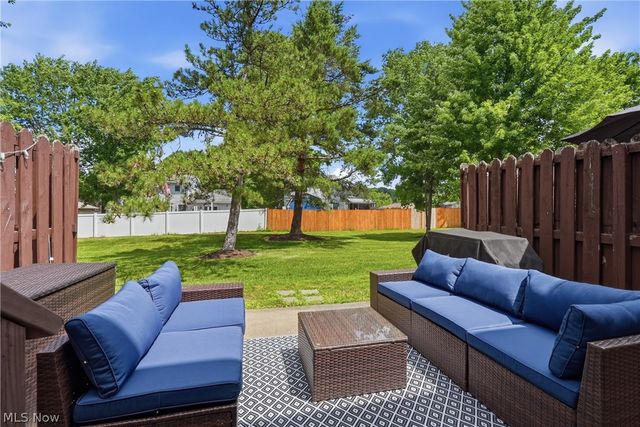 542 Topaz Lane, Brunswick, OH 44212