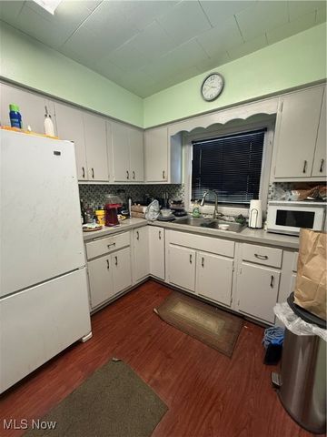 1667 Burgess Road, Cleveland, OH 44112